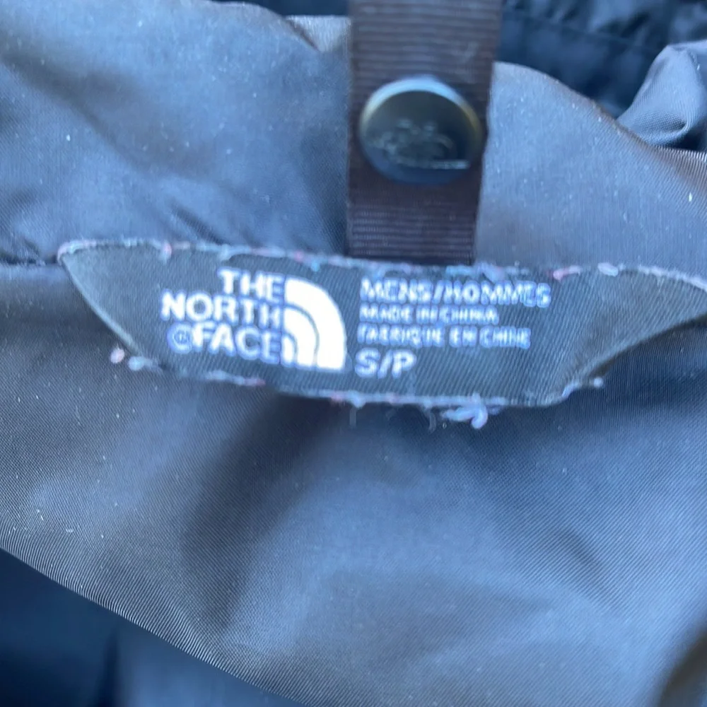The North Face DryVent All Weather Jacket EUC Sz Small